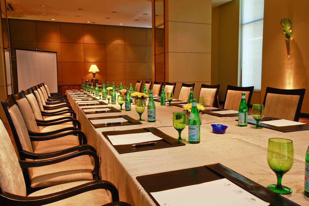 Pasig City Discovery Suites Manila, Philippines מתקנים תמונה